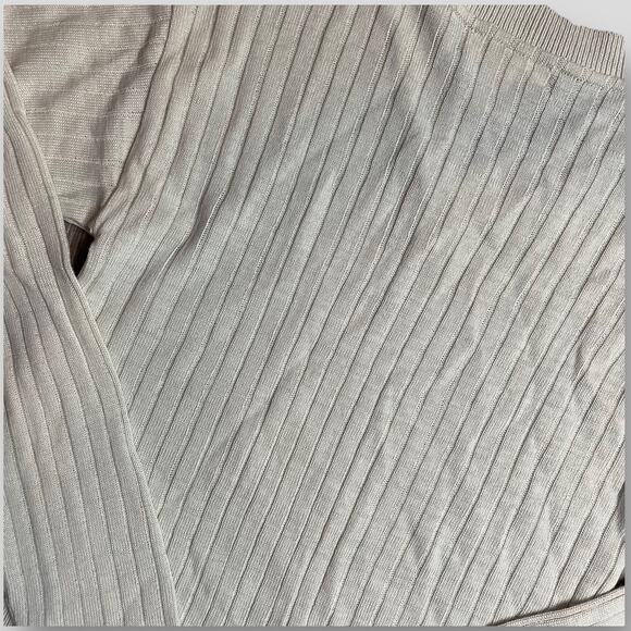 BP NEW LIGHTWEIGHT RIB KNIT CREAM SWEATER PULLOVER JUMPER V-NECK SIZE XS - Picture 3 of 8